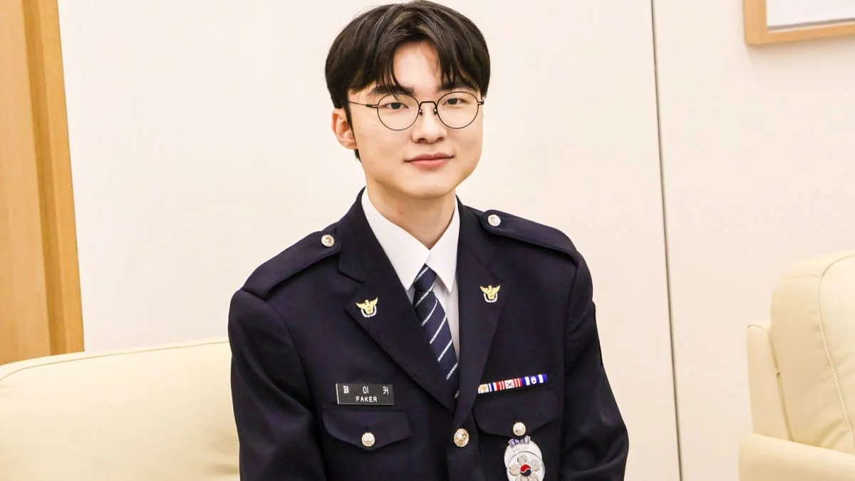 Faker Terima Blue Dragon Medal, Jadi Polisi Kehormatan Korea Selatan
